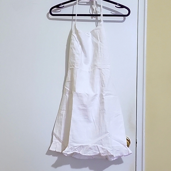 DYNAMITE White Dress - Picture 1 of 2